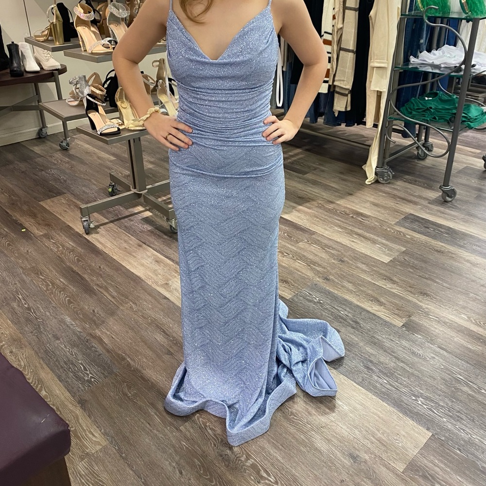 BNWT prom dress. Blue, sparkle.